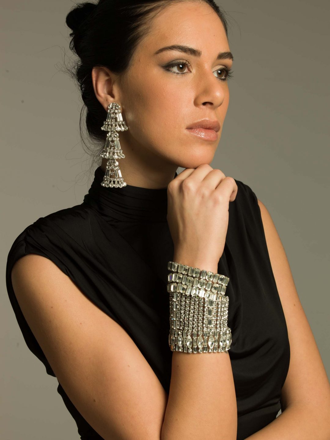 Statement Earrings, Crystal Jewellery, WEISS Bracelets, 1950s Jewellery, 1950s Earrings, Vintage Costume Jewellery, Statement Jewellery, Costume Jewellery, Buying VIntage Jewellery