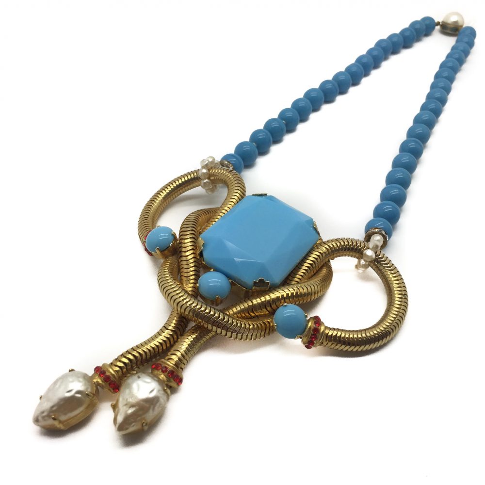 1950s Vintage Necklace, Vintage Costume Jewellery, Vintage Jewellery, Vintage Jewelry, Jewellery Shop, Costume Jewellery, Vintage Costume Jewellery