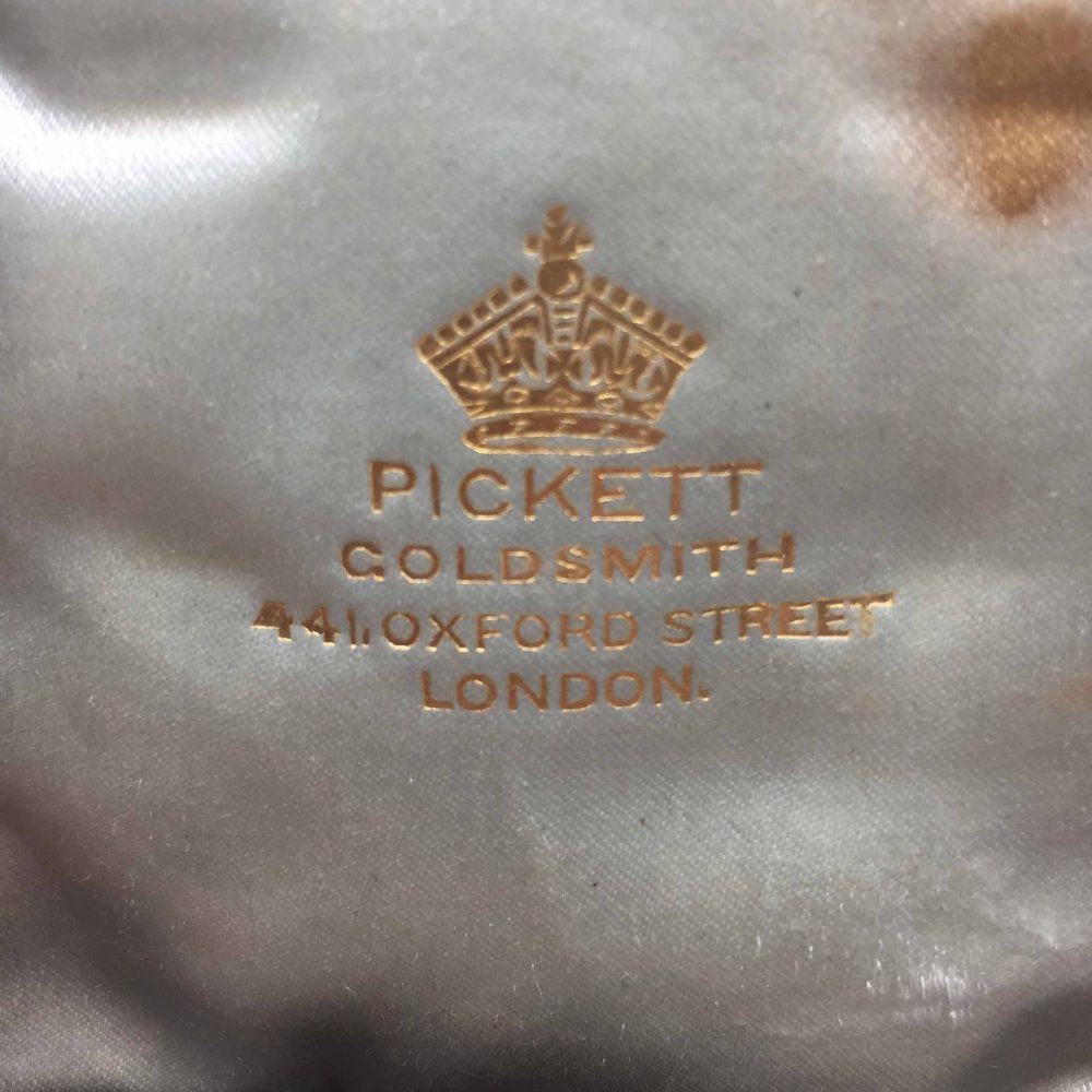 Italian Silver Lipstick, Vintage Costume Jewellery, Vintage Jewellery, Vintage Jewelry, Jewellery Shop, Costume Jewellery, Vintage Costume Jewellery
