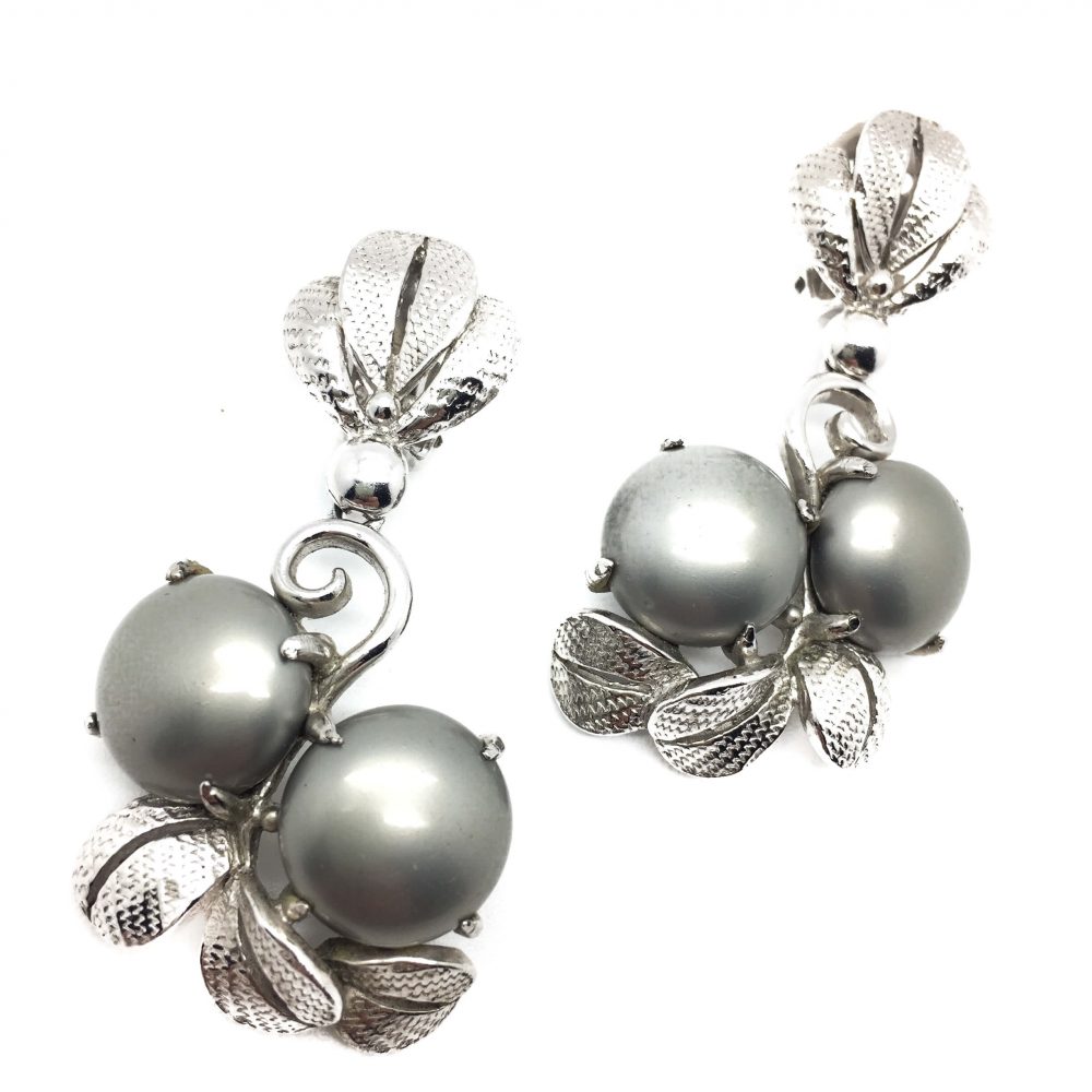 Vintage Costume Jewellery, Vintage Jewellery, Vintage Necklace, Vintage Jewelry, Jewellery Shop, Costume Jewellery, Vintage Costume Jewellery