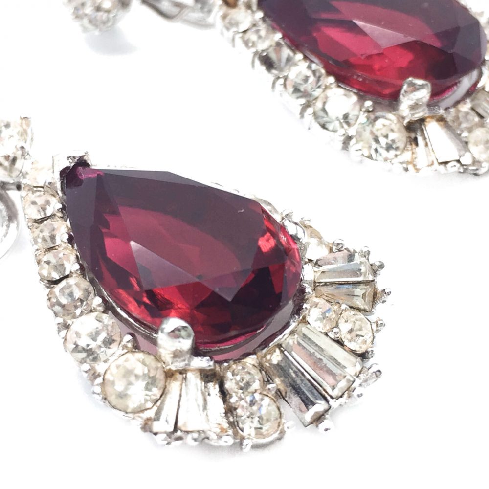 Boucher Earrings, Vintage Costume Jewellery, Vintage Jewellery, Vintage Necklace, Vintage Jewelry, Jewellery Shop, Costume Jewellery, Vintage Costume Jewellery