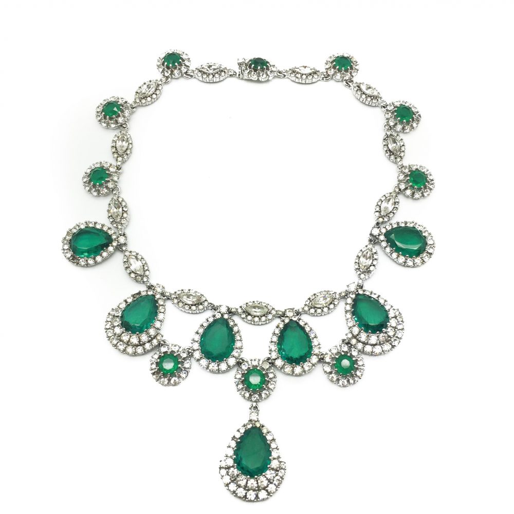 Ciner Vintage Emerald Necklace, Ciner Jewellery, Vintage Ciner, Vintage Costume Jewellery, Vintage Jewellery, Vintage Necklace, Vintage Jewelry, Jewellery Shop, Costume Jewellery, Vintage Costume Jewellery