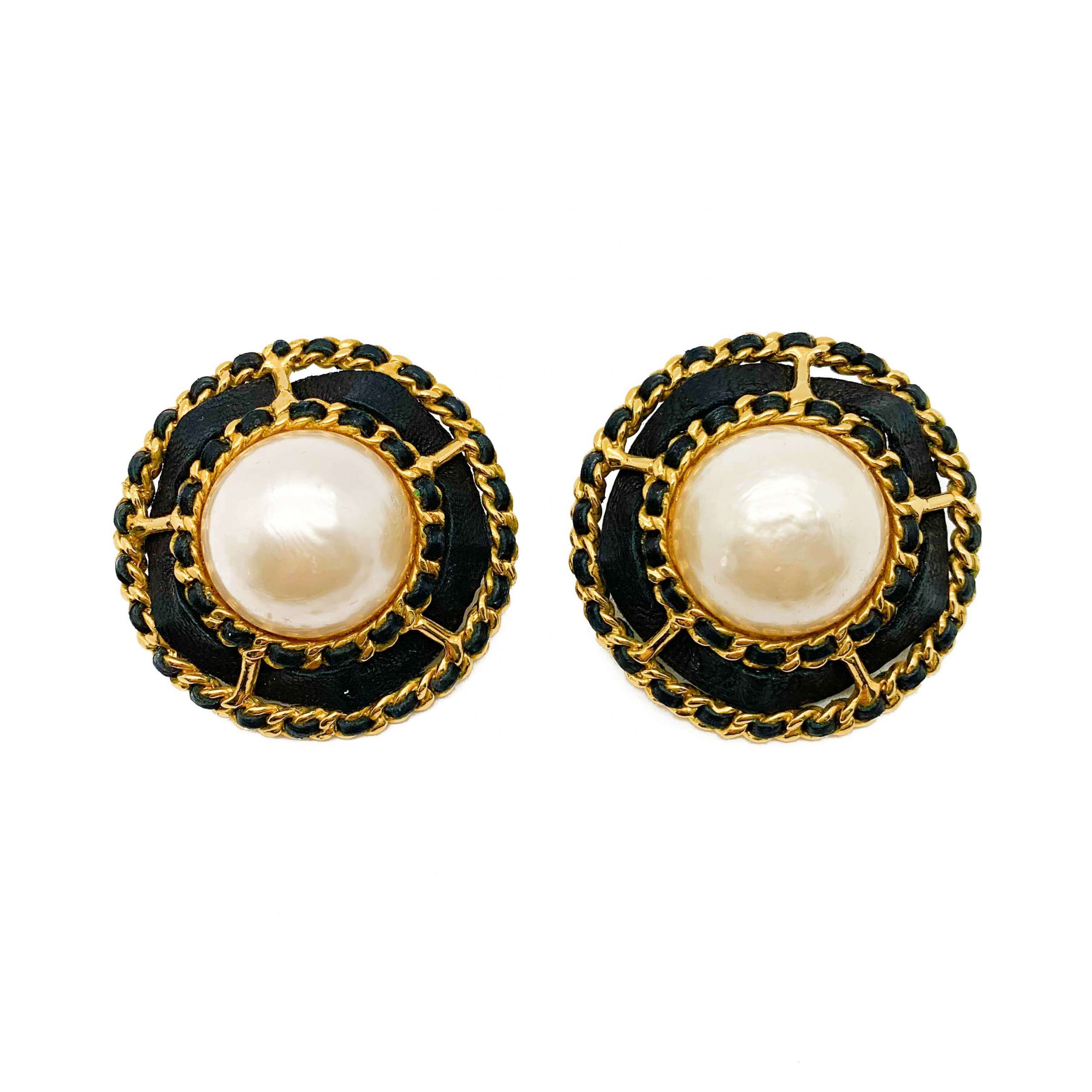 Vintage Chanel Earrings Vintage Jewellery Vintage Jewelry Vintage Chanel Jennifer Gibson Jewellery Vintage Chanel Earrings Vintage Jewellery Vintage Jewelry Vintage Chanel Jennifer Gibson Jewellery