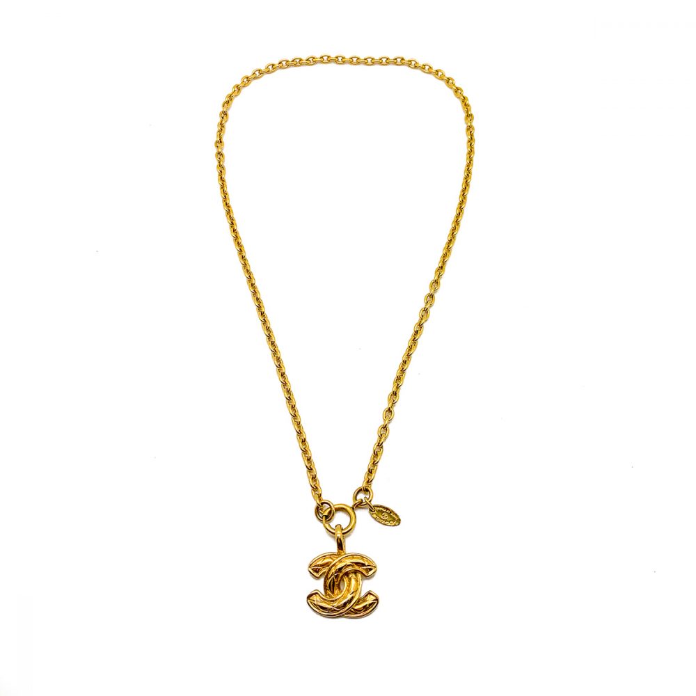 Vintage Chanel Matelassé Necklace
