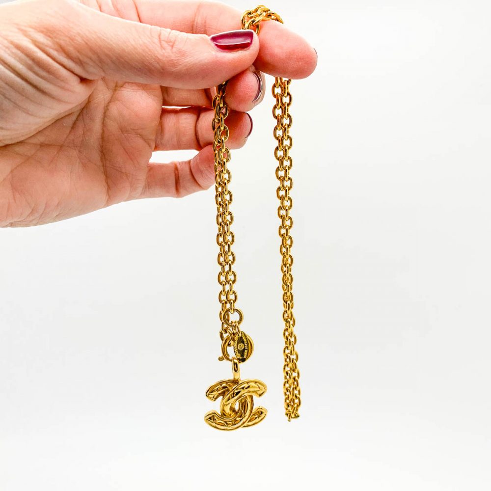 Vintage Chanel Matelassé Necklace