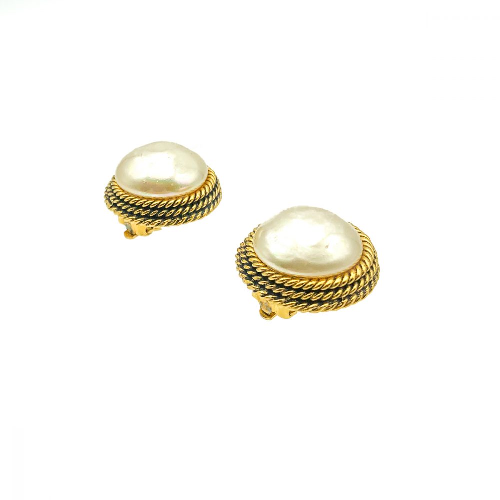 Vintage Chanel Pearl Earrings
