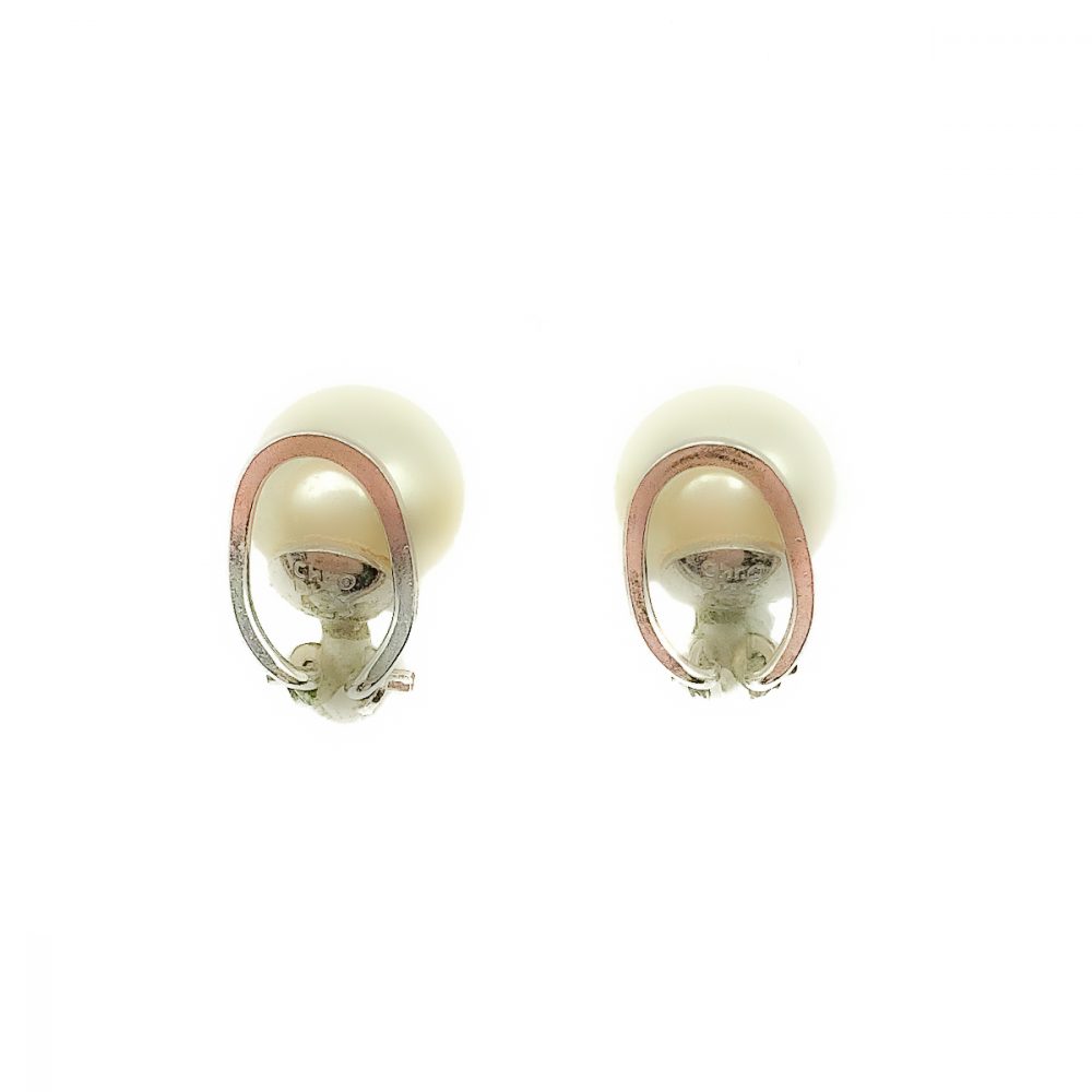 Vintage Dior Petite Pearl Earrings