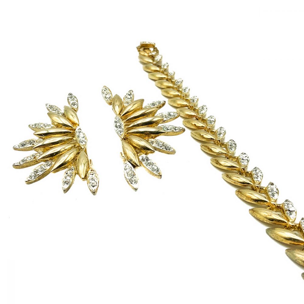 Vintage Sardi Necklace Suite