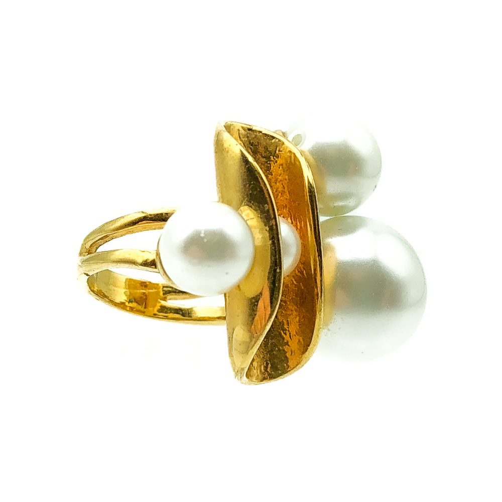 Vintage Statement Pearl Ring