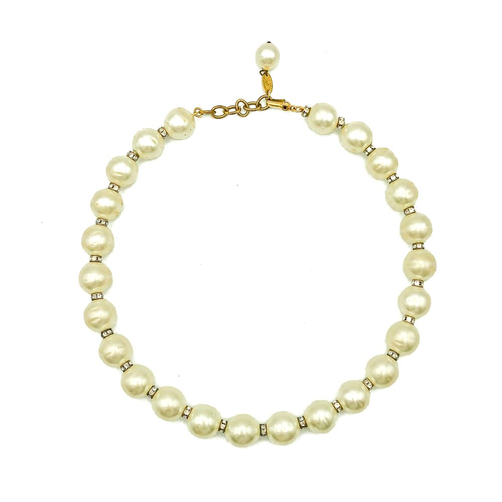 Vintage Chanel pearl necklace