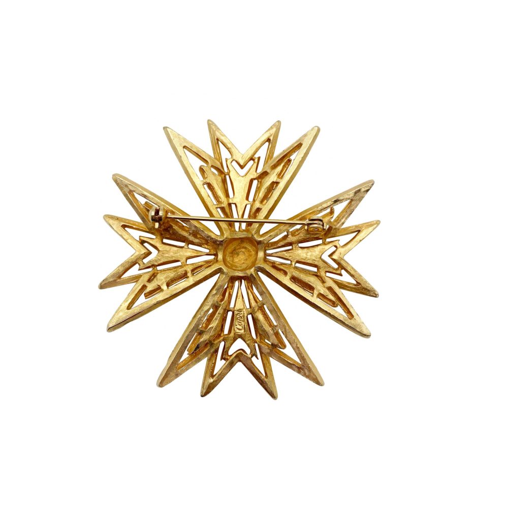 VINTAGE CAPRI MALTESE CROSS BROOCH