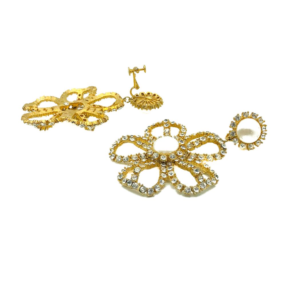Vintage statement flower earring
