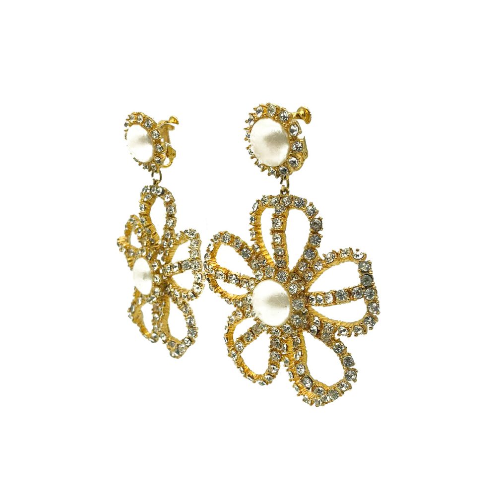 Vintage statement flower earring