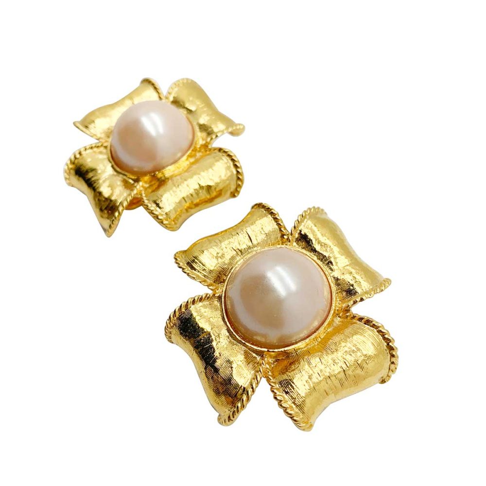 vintage pearl quatrefoil earrings