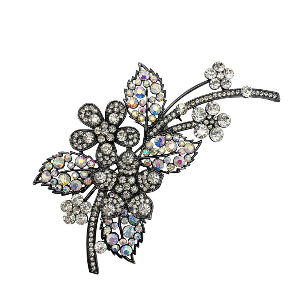 vintage floral brooch