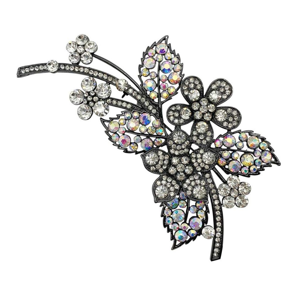 vintage floral brooch