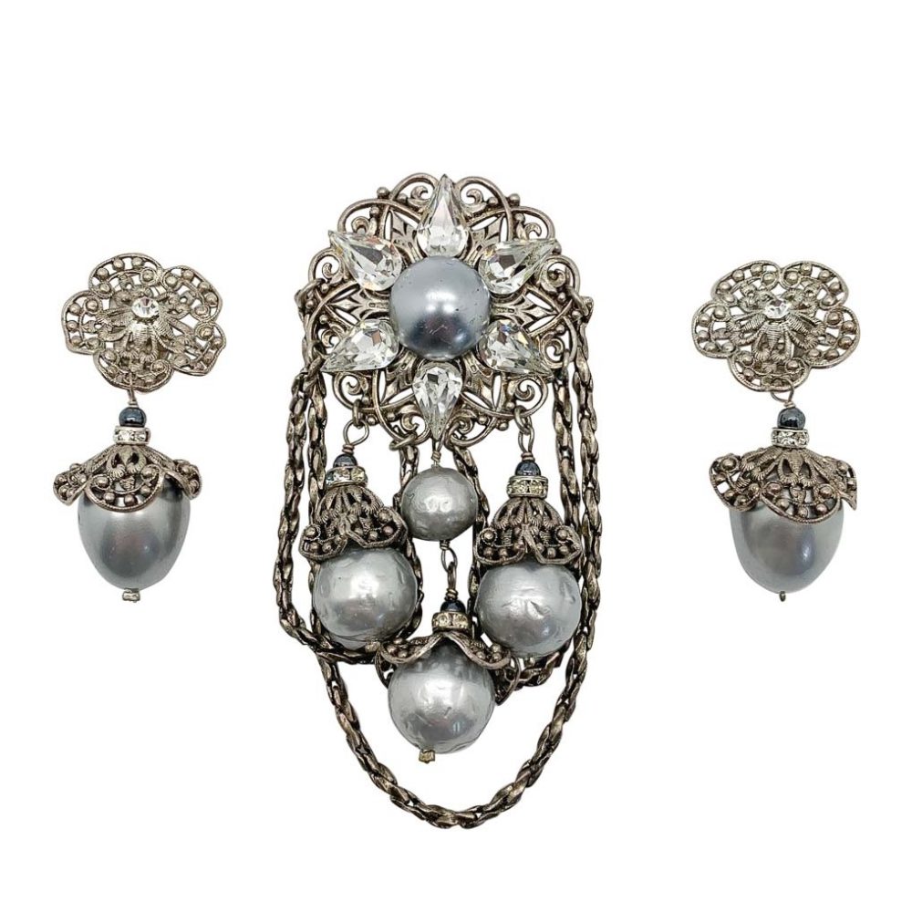 vintage woloch brooch