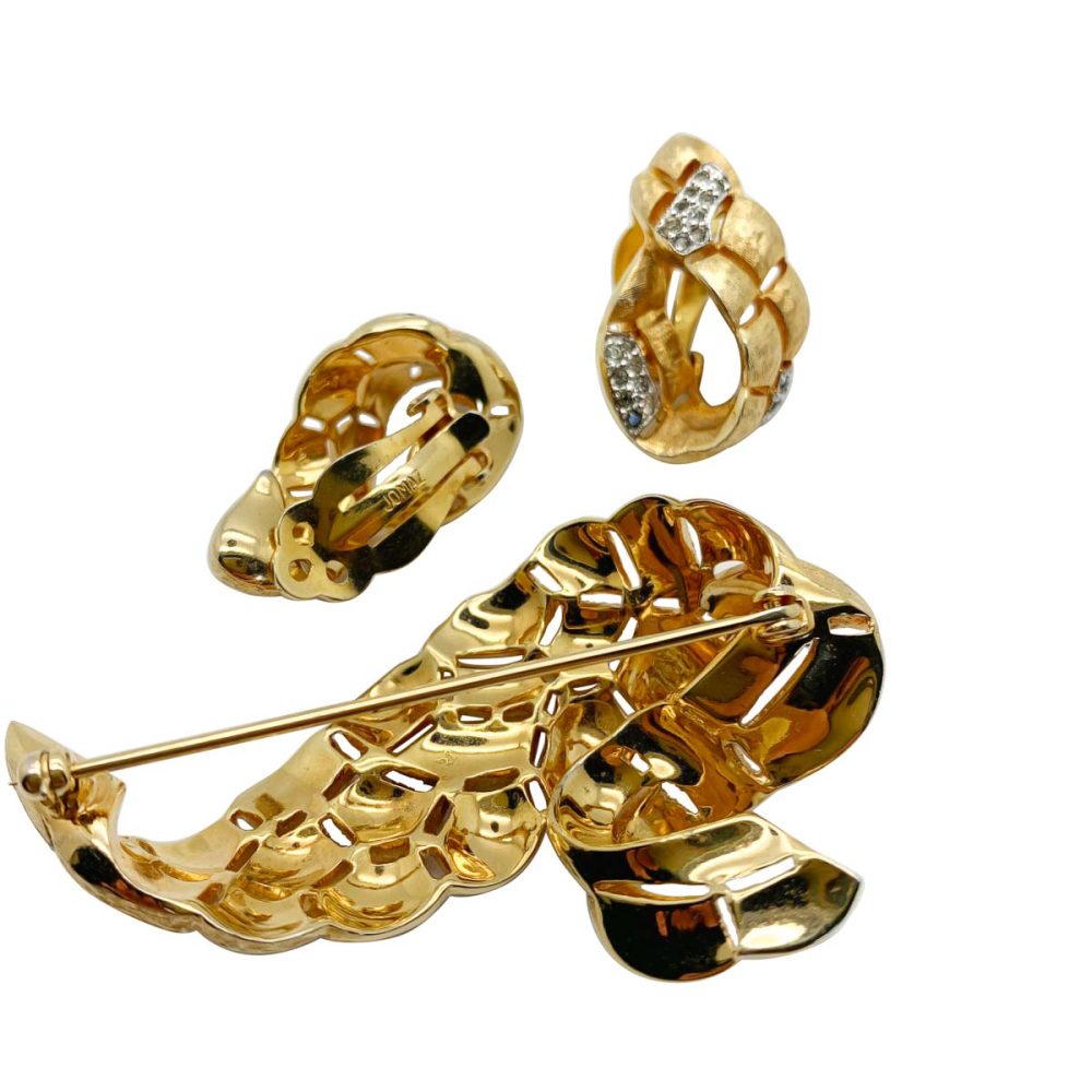 vintage jomaz swag brooch