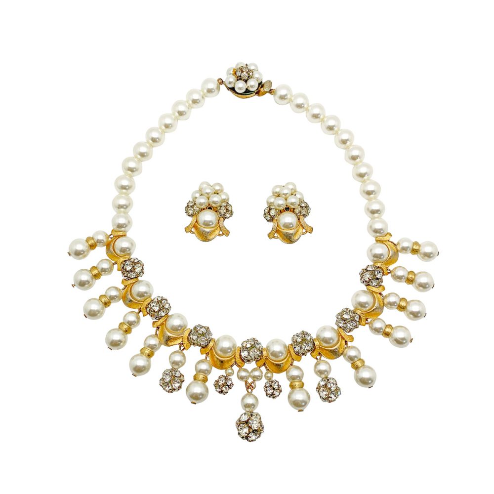 Vintage Pearl Droplet Necklace