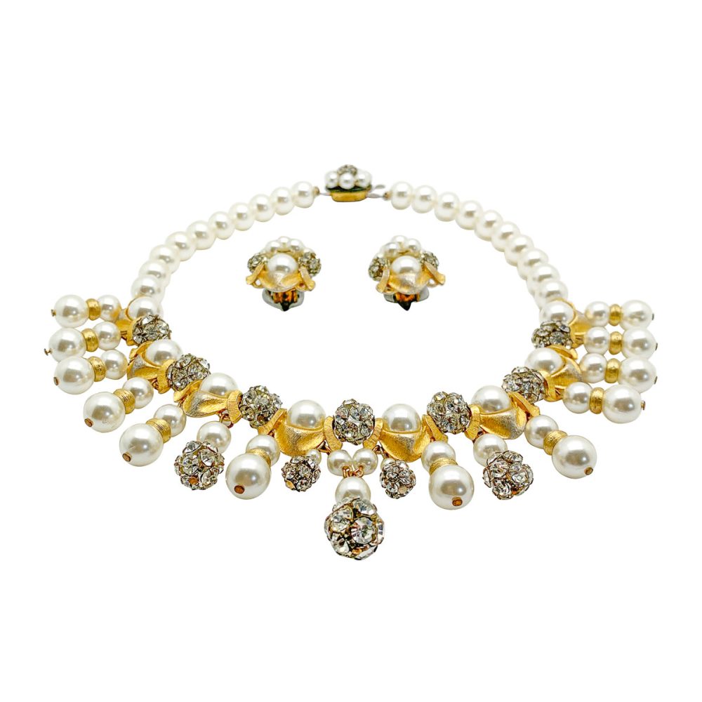 Vintage Pearl Droplet Necklace