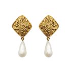 Jennifer Gibson Jewellery 1408 (4) chanel pearl lozenge drops