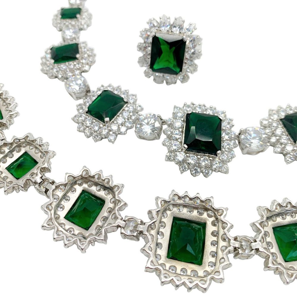 vintage emerald crystal necklace
