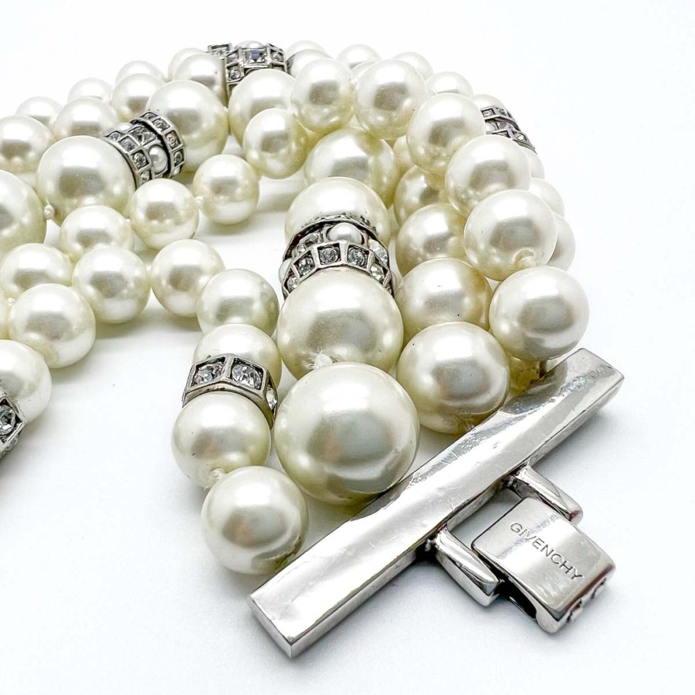 Vintage Givenchy Pearl Bracelet