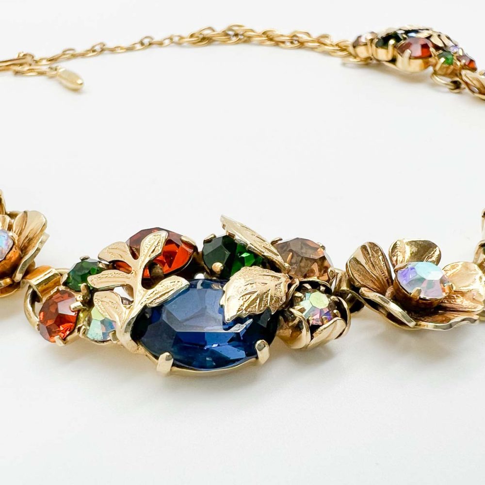 Vintage Vendôme Floral Collar