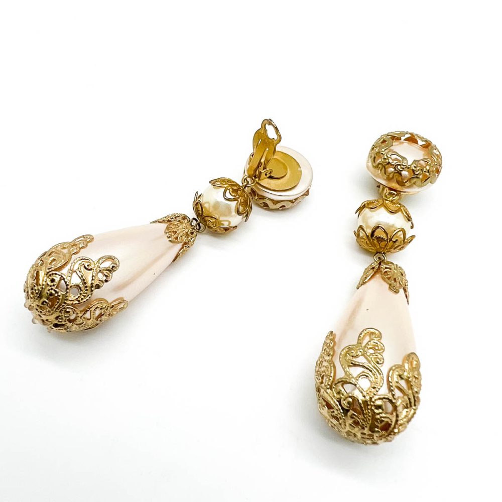 vintage pearl bomb earrings