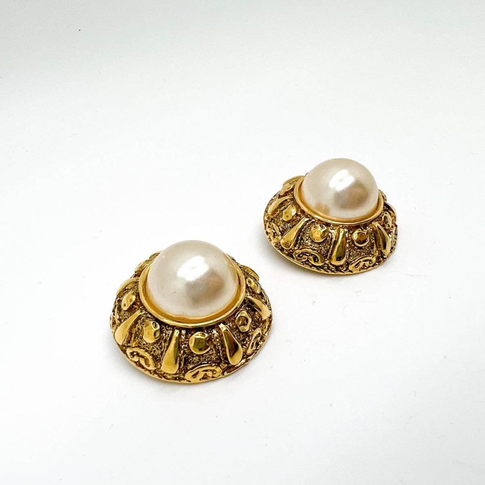 vintage Etruscan pearl earrings