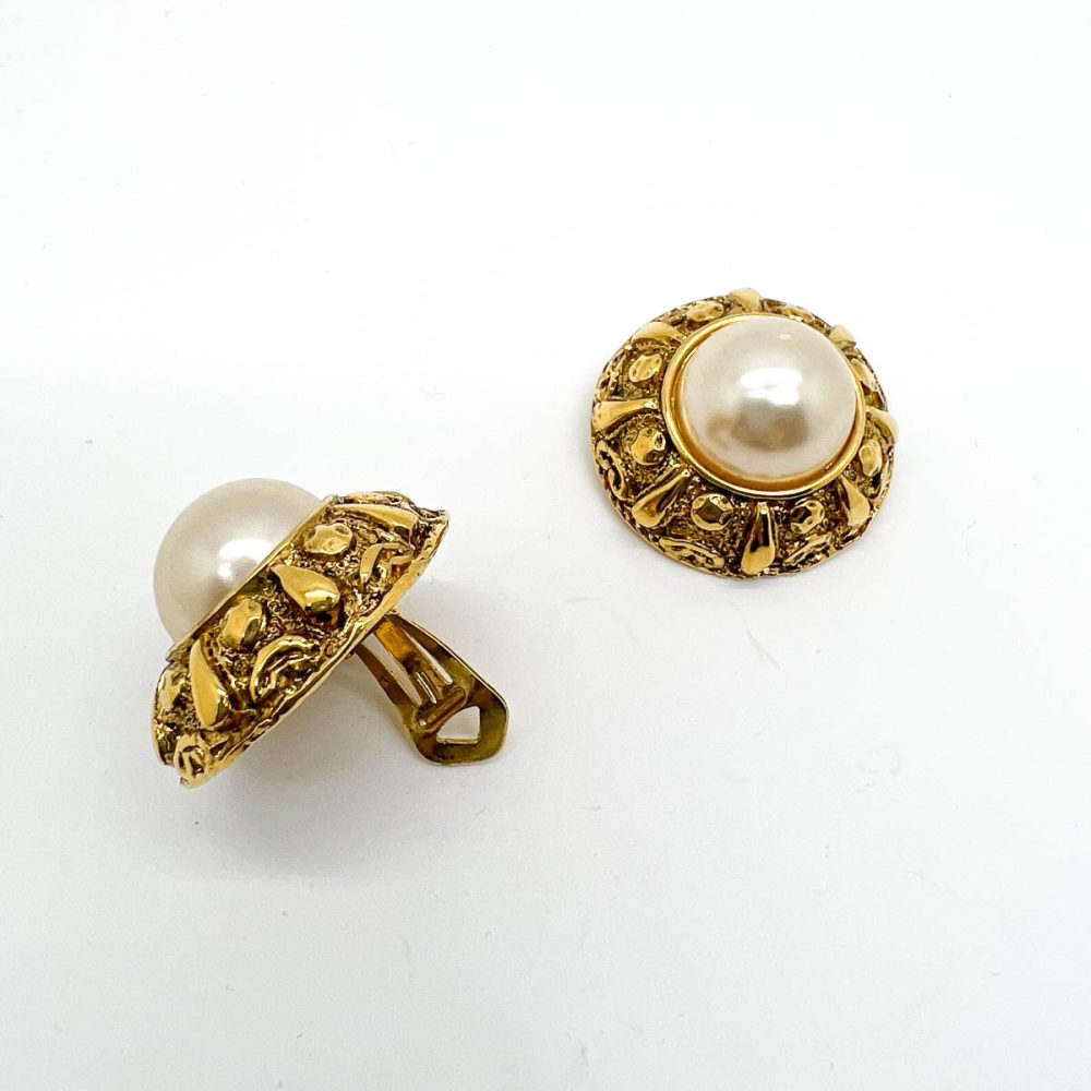 vintage Etruscan pearl earrings