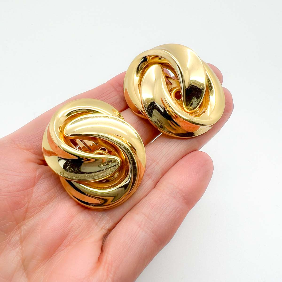 Jennifer Gibson Jewellery 1636 (9) Vintage Dior Grande Love Knot Earrings