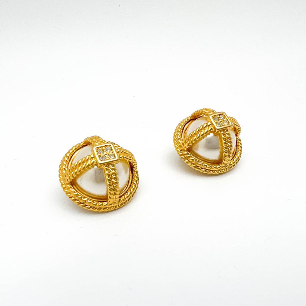 Vintage Pearl Dome Earrings