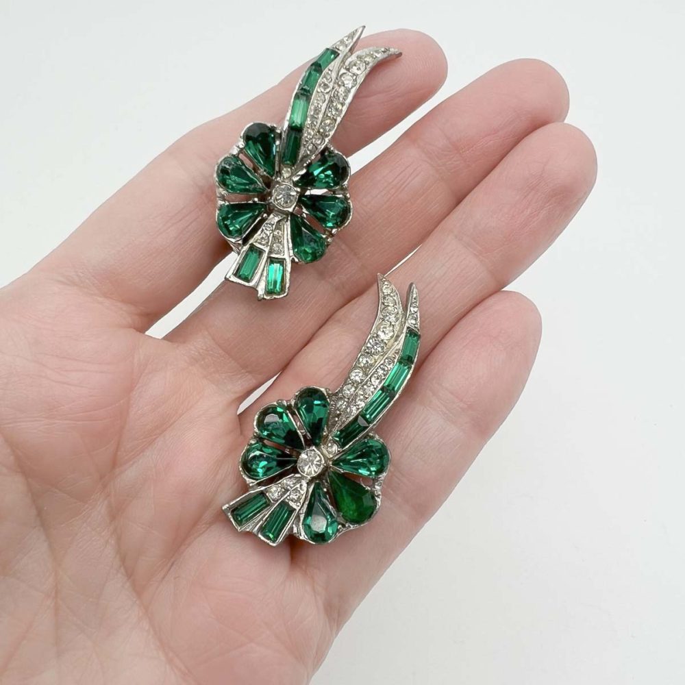 Vintage Emerald Paste Floral Earrings