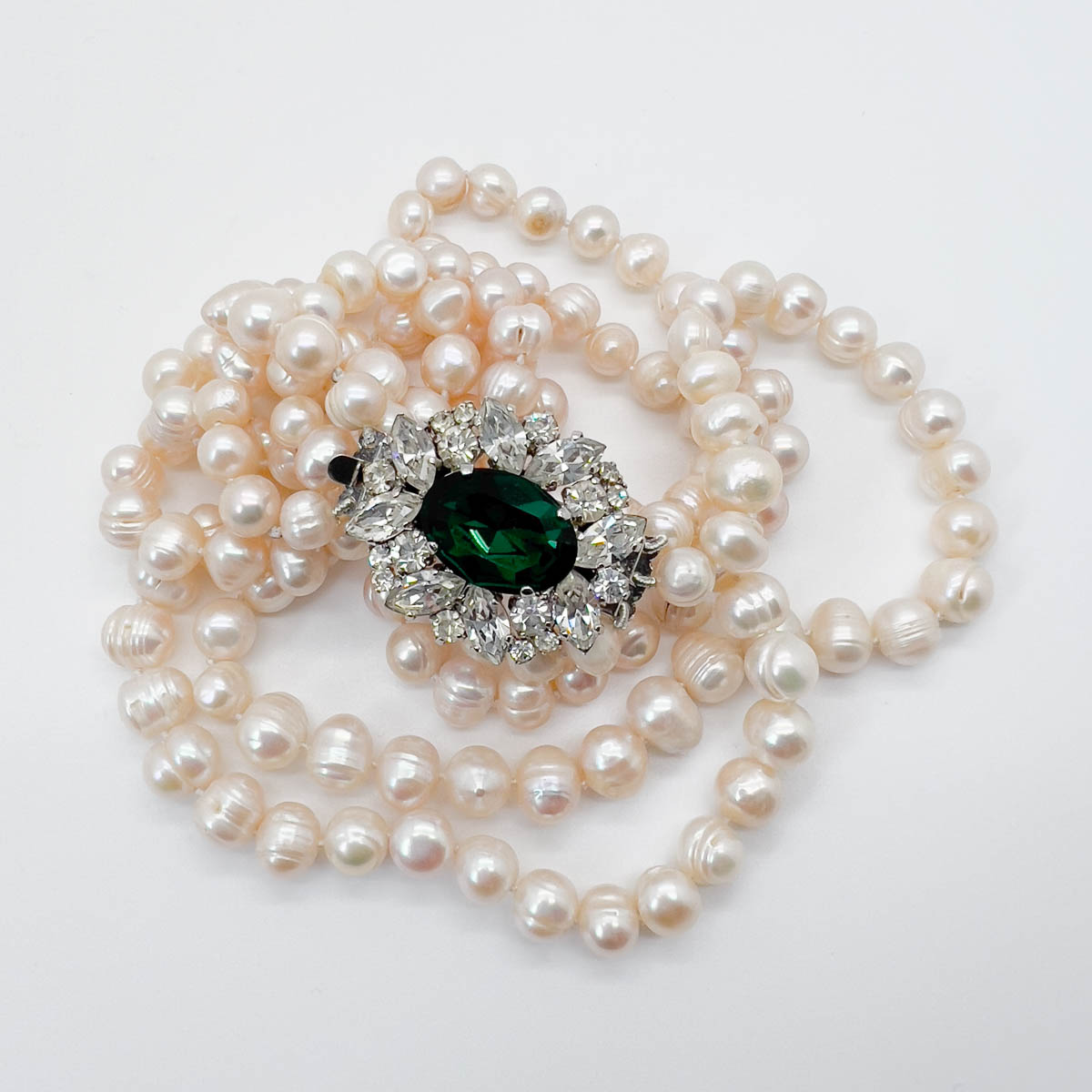 Jennifer Gibson Jewellery 1693 (1) Vintage Emerald Paste Pearl Necklace