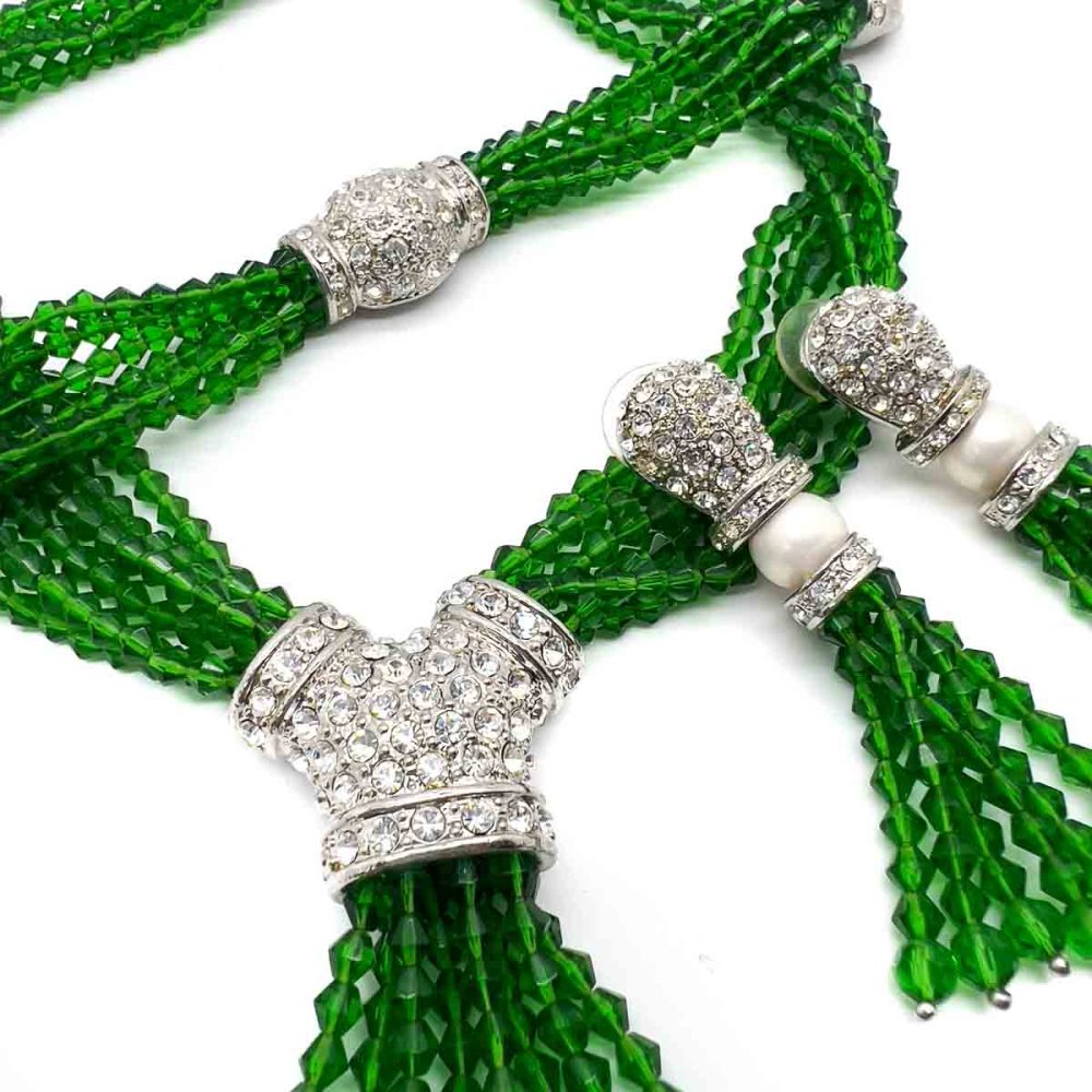 Vintage Emerald Glass Torsade Necklace