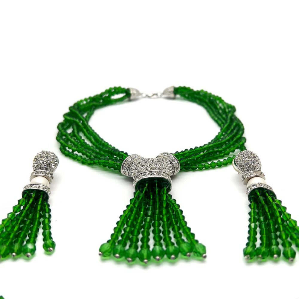 Vintage Emerald Glass Torsade Necklace