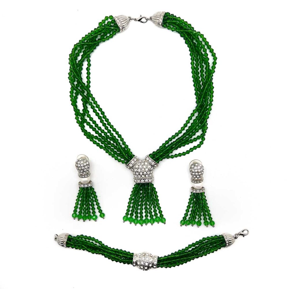Vintage Emerald Glass Torsade Necklace