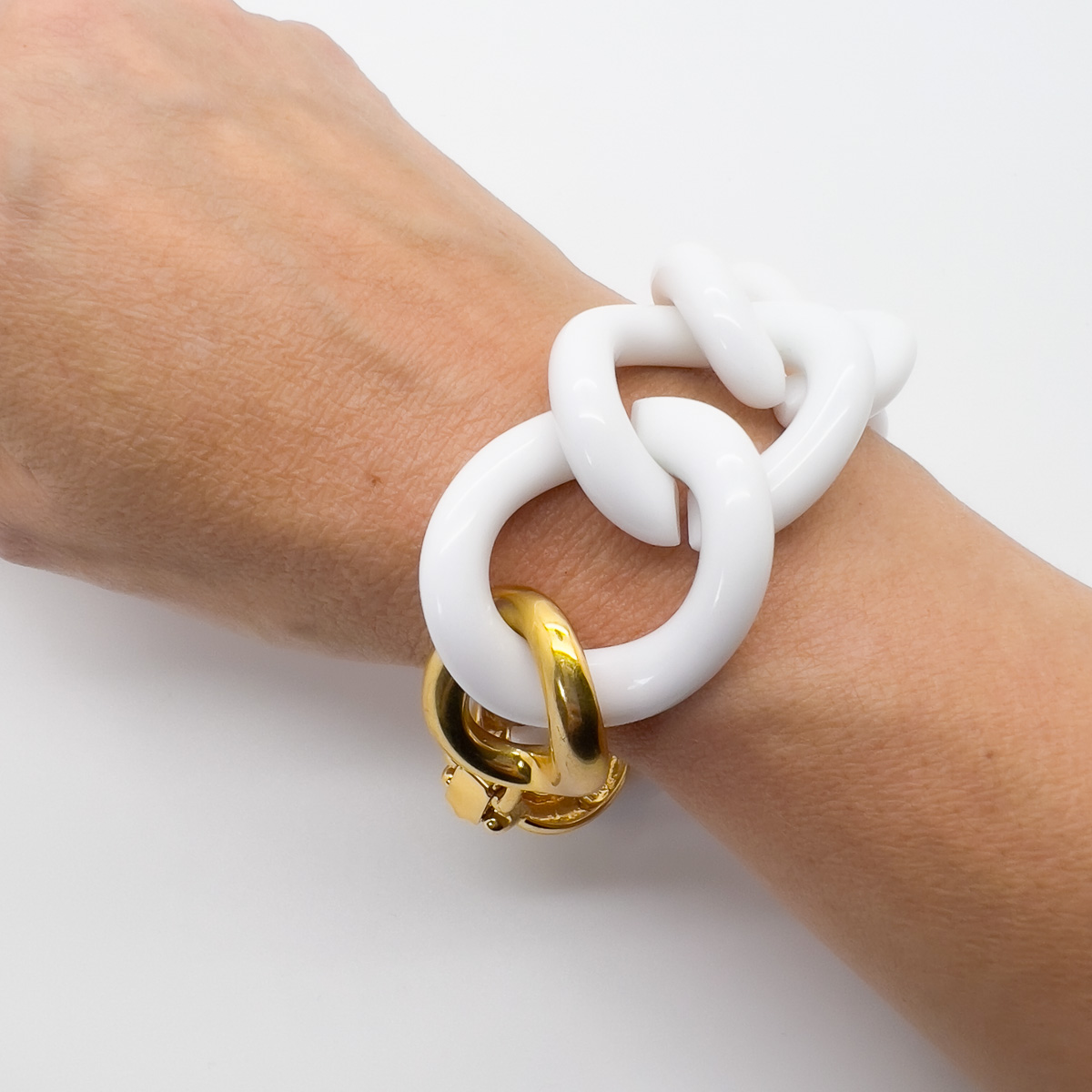 Jennifer Gibson Jewellery Bracelet 1728 (2) Vintage Kenneth Jay Lane White Link Bracelet