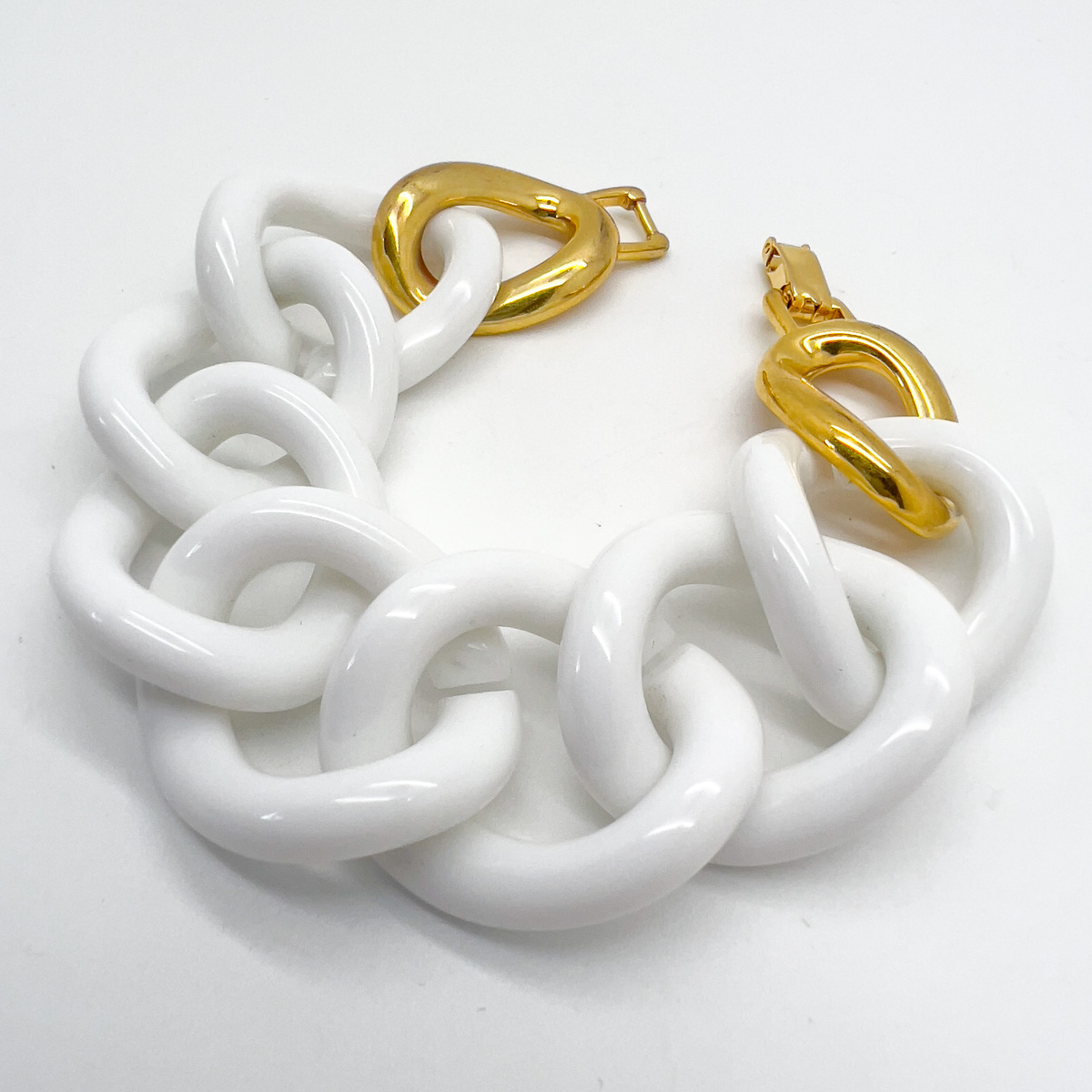 Jennifer Gibson Jewellery Bracelet 1728 (5) Vintage Kenneth Jay Lane White Link Bracelet