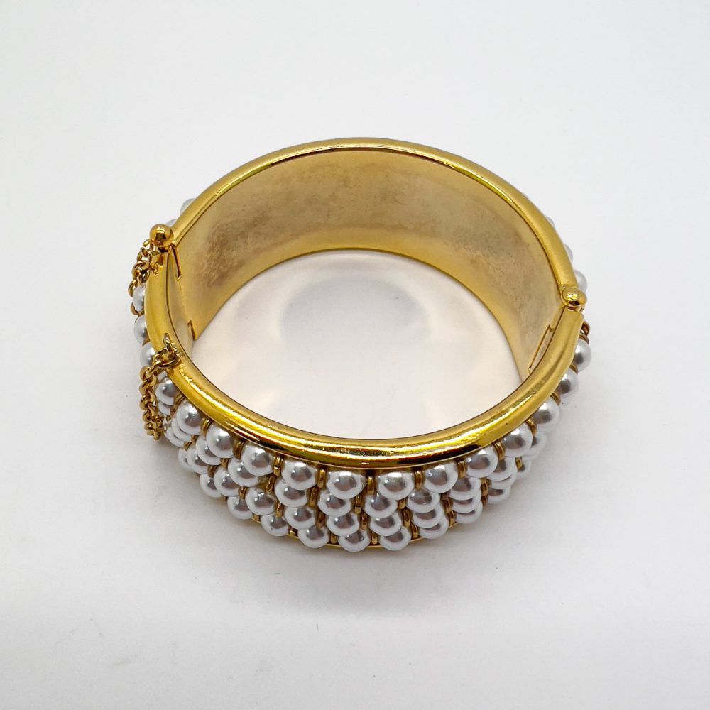 Vintage Whole Pearl Bangle