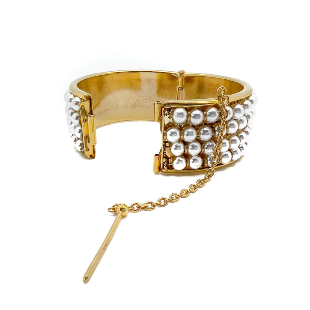 Vintage Whole Pearl Bangle