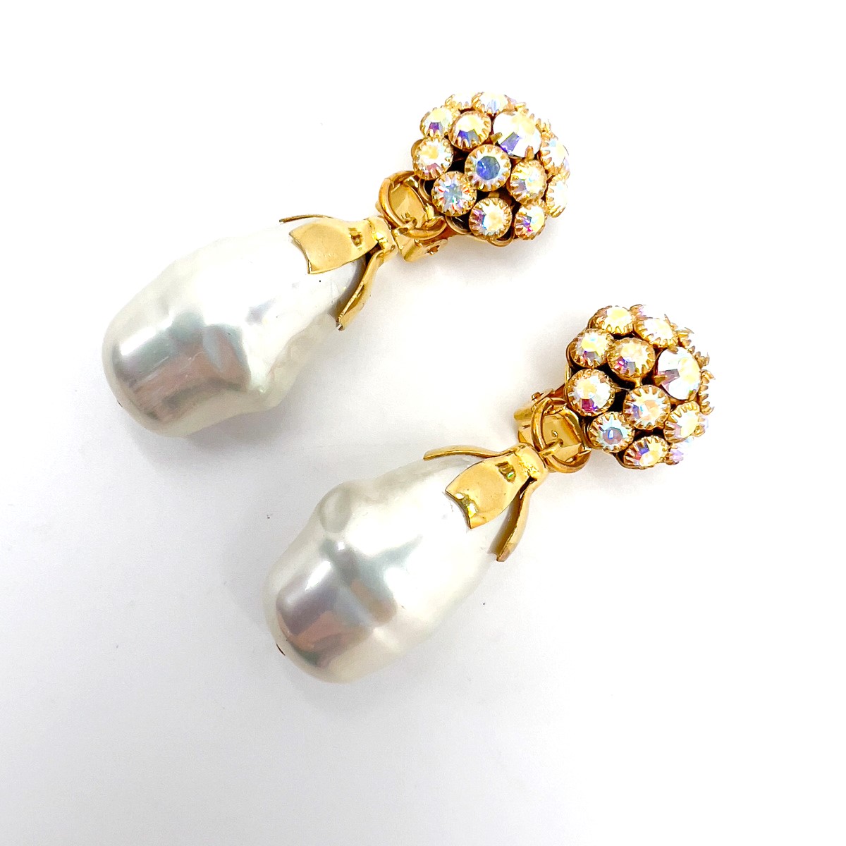 Jennifer Gibson Jewellery Drop Earrings 1740 (2) Vintage Baroque Pearl Drop Earrings