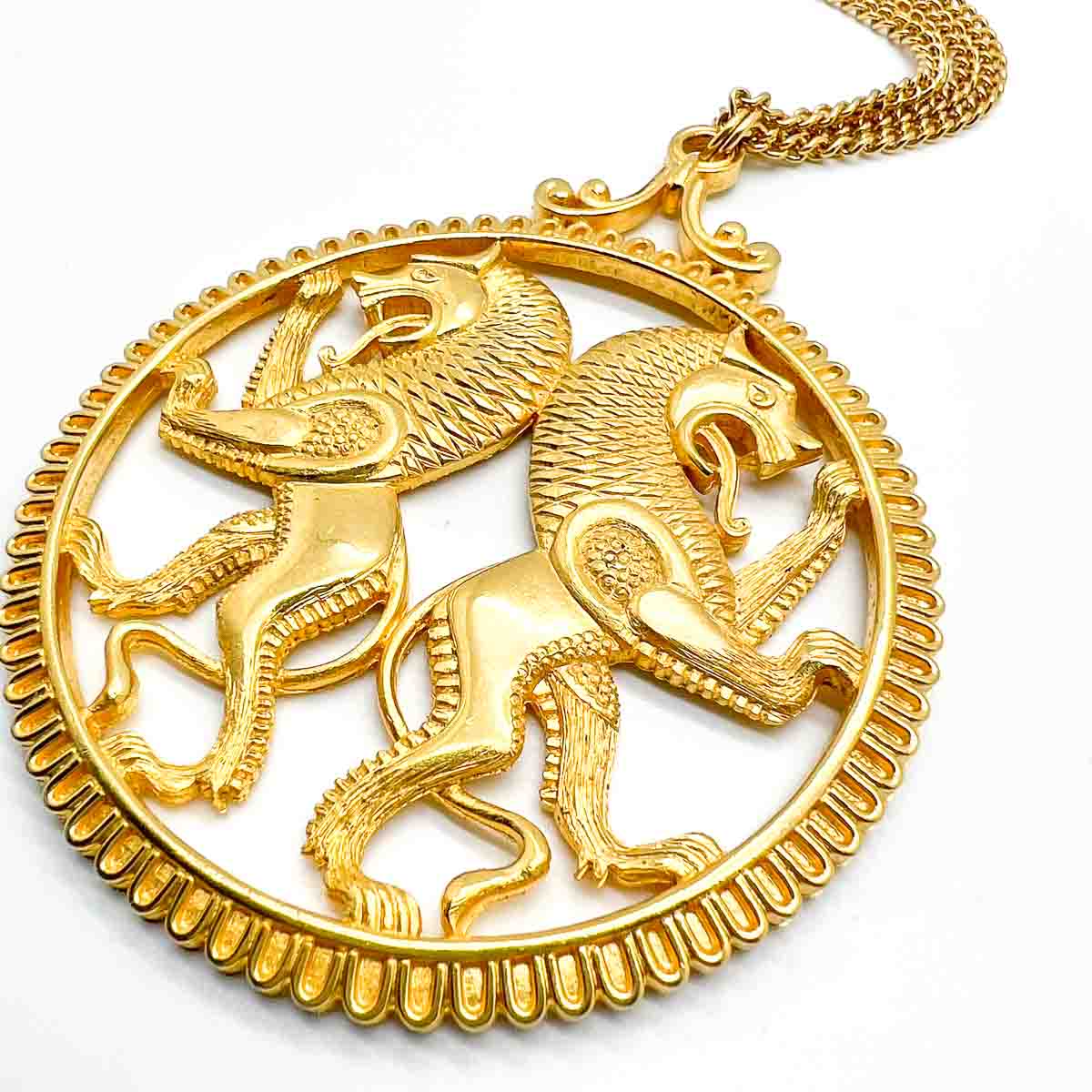 Jennifer Gibson Jewellery 1770A (1) Vintage Rampant Lions Medallion Necklace