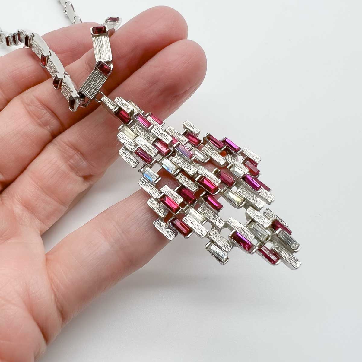 Jennifer Gibson Jewellery 1771 (6) Vintage Modernist Ruby Necklace