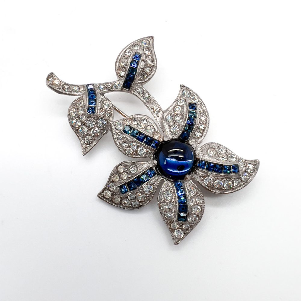 Vintage Cabochon Sapphire Paste Flower Brooch