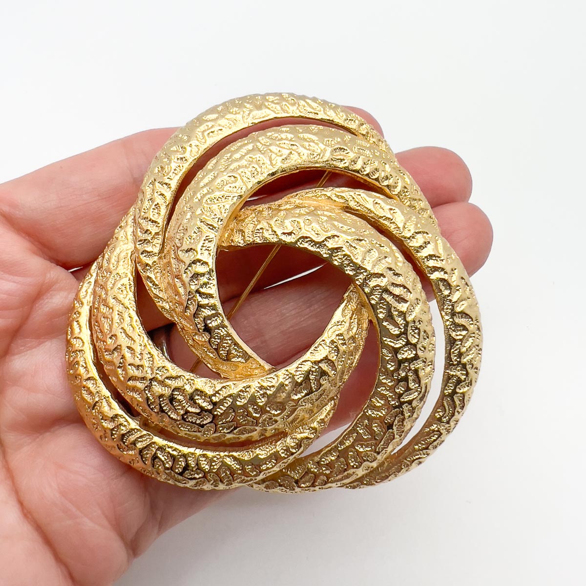 Jennifer Gibson Jewellery Dior 1754 (10) Vintage Christian Dior Knot Brooch