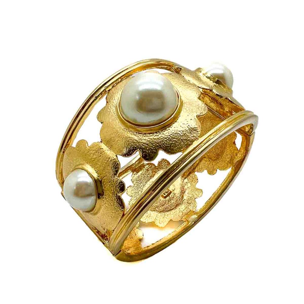 Vintage Pearl Floral Motif Cuff