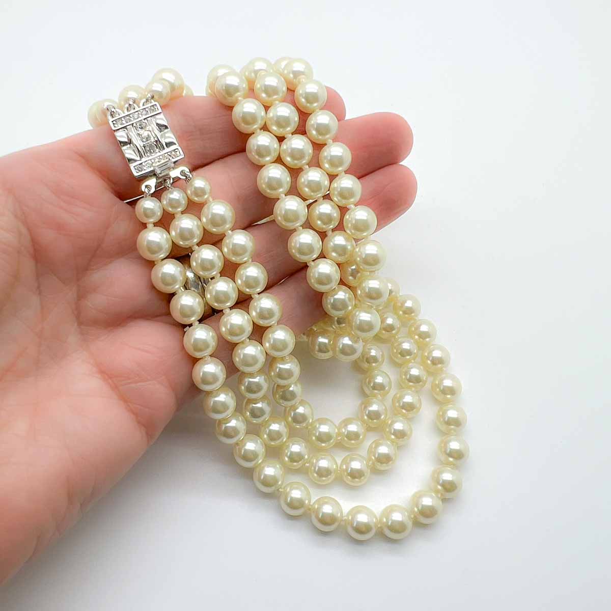Jennifer Gibson Jewellery 1806 (1) Vintage Camrose & Cross Jackie Kennedy Pearl Necklace