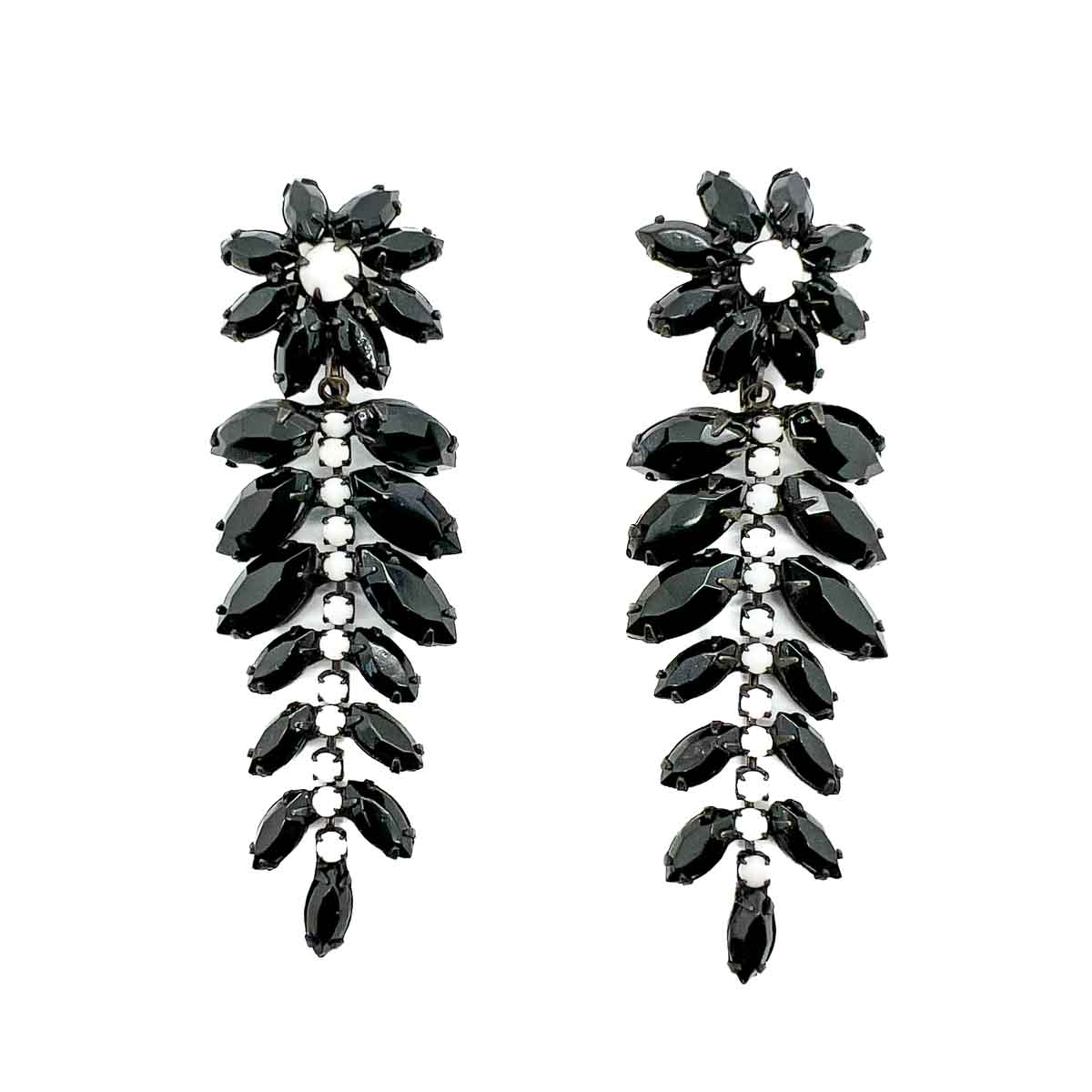 Jennifer Gibson Jewellery 1808 (2) Vintage Hattie Carnegie Monochrome Drop Earrings